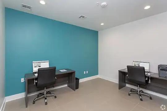Parkway Apartments - New Orleans, LA - Photo 28