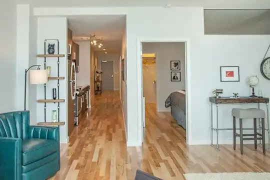 The Strand Apartments - New Orleans, LA - Photo 9