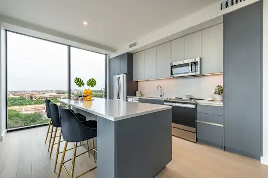 Eastline Residences - Dallas, TX - Photo 1