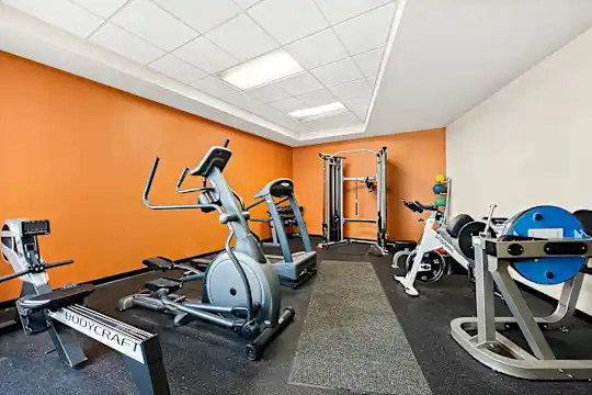 Tremont Pointe Apartments - Cleveland, OH - Photo 14