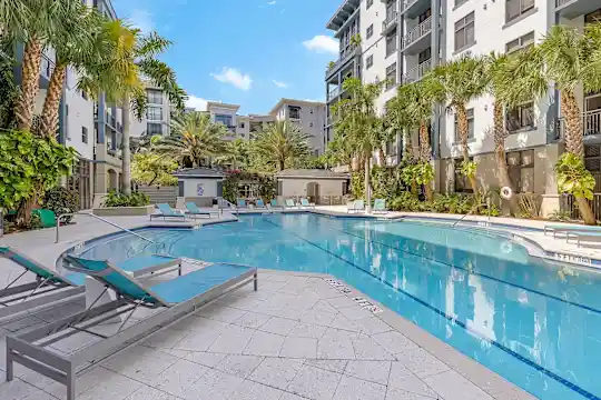 The Manor at Flagler Village - Fort Lauderdale, FL - Photo 17