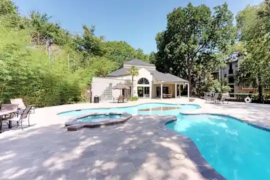 Oaks White Rock - Dallas, TX - Photo 6
