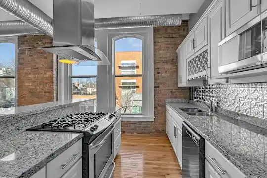 The Fenton Apartments - Buffalo, NY - Photo 9