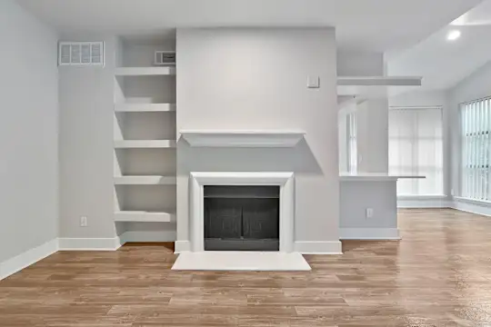 Carrara at Cole - Dallas, TX - Photo 13
