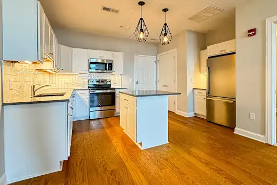 Theatre Place Apartments - Buffalo, NY - Photo 10