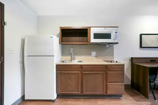 Furnished Studio - Providence - Providence, RI - Photo 29