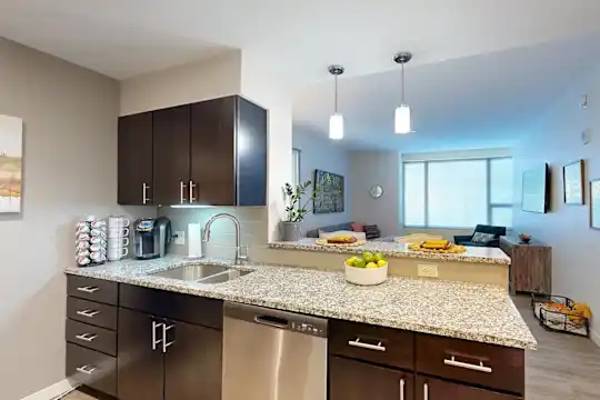 Innova Apartments - Cleveland, OH - Photo 6