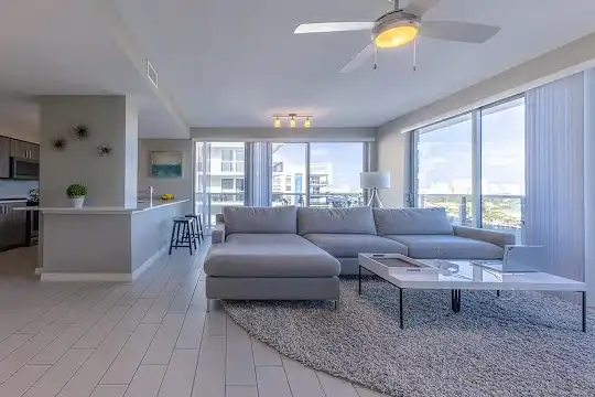 Emera Port Royale - Fort Lauderdale, FL - Photo 5