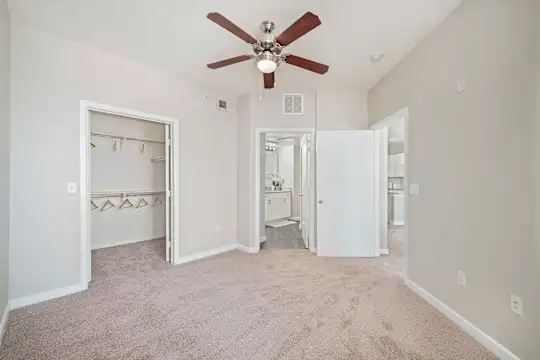 MAA Medical District - Dallas, TX - Photo 15