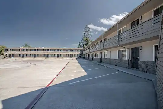 Willow Manor Apartments - San Jose, CA - Photo 6