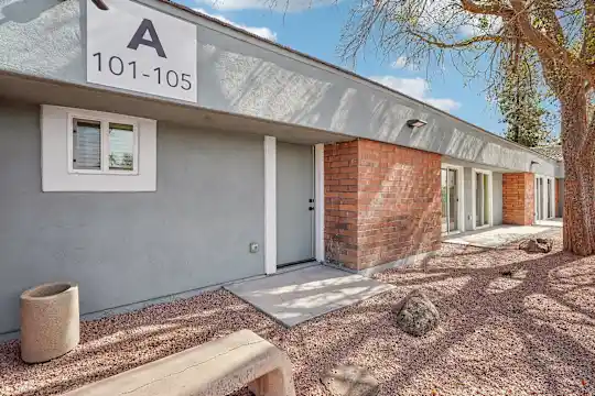 North Glen 38 - Phoenix, AZ - Photo 18