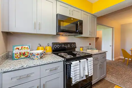 The Reserve At Barry Apartments - Kansas City, MO - Photo 17