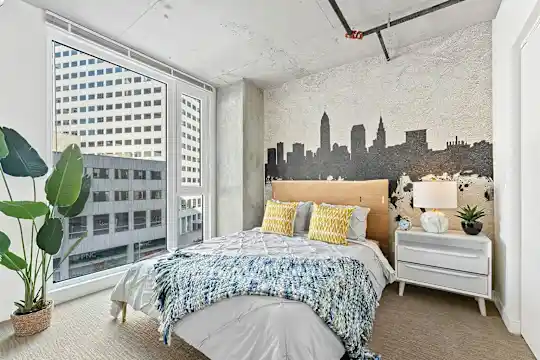 Skyline 776 - Cleveland, OH - Photo 6
