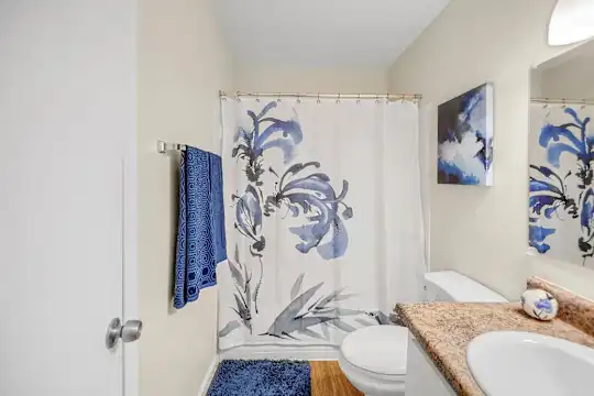 Summer Trace Apartments - Memphis, TN - Photo 2