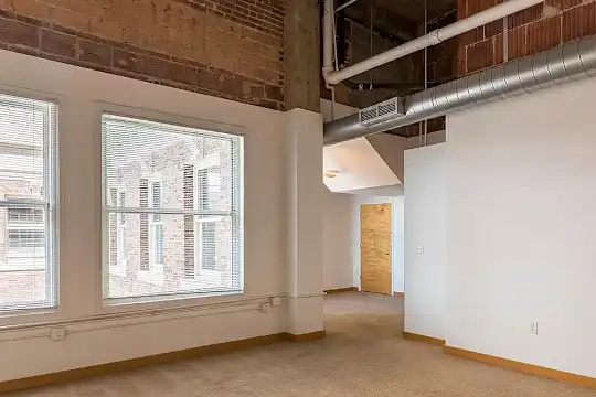 Board of Trade Lofts - Kansas City, MO - Photo 21