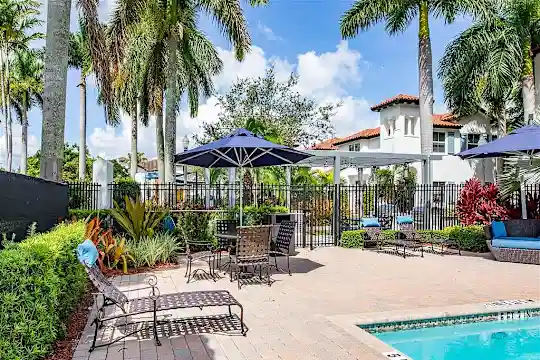 The Isles - Fort Lauderdale, FL - Photo 4