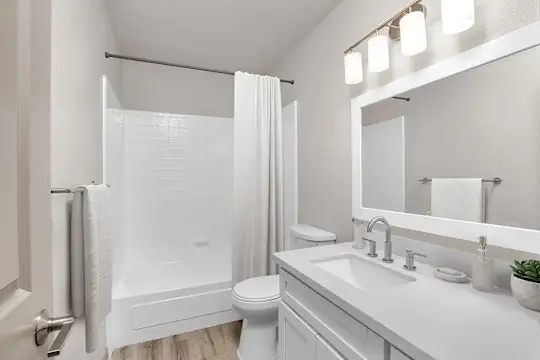 River Walk Apartments - Campbell, CA - Photo 35