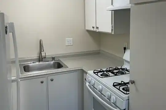 Capitol Ave Apartments - San Jose, CA - Photo 11