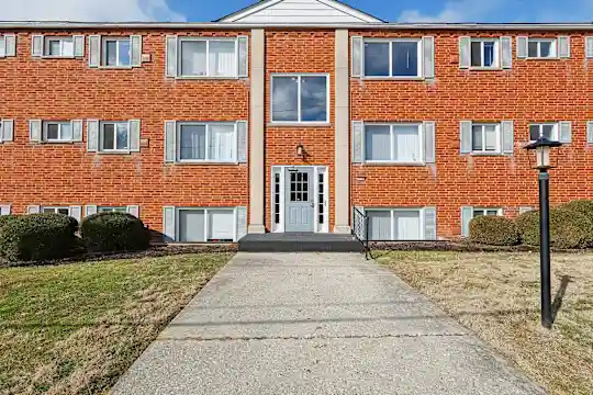 Jadaro Apartments - Cincinnati, OH - Photo 12