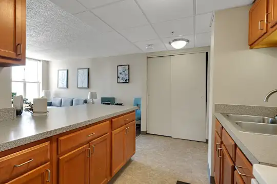 Nazareth Towers Senior Apartments - 62+ - Columbus, OH - Photo 19