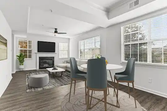 Clover Apartments - Atlanta, GA - Photo 4