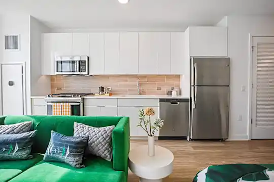 The Apartments at Lincoln Common - Chicago, IL - Photo 9
