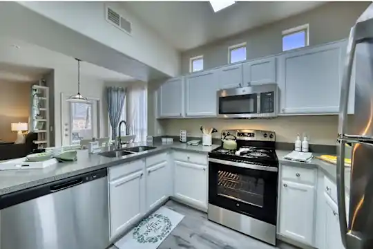 The Villas at Camelback Crossing - Glendale, AZ - Photo 1