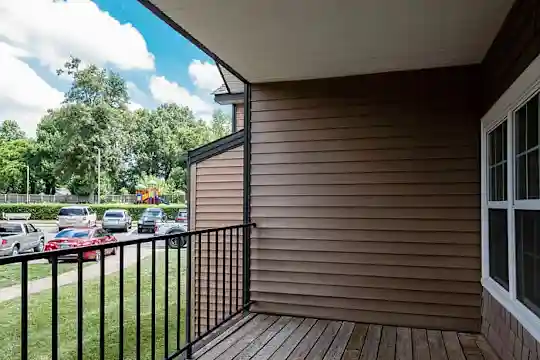 Central Pointe - Charlotte, NC - Photo 18