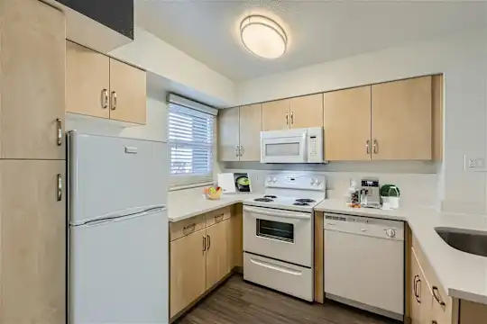 Rise Canyon West - Phoenix, AZ - Photo 10