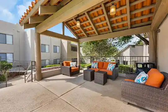 La Mirage Apartment Homes - Albuquerque, NM - Photo 6