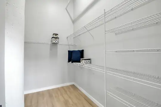 Trico Building Apartments - Buffalo, NY - Photo 15