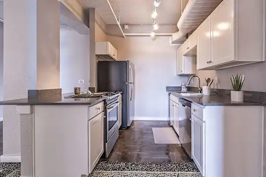 Board of Trade Lofts - Kansas City, MO - Photo 14
