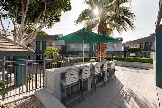Camelback Cove Apartments - Phoenix, AZ - Photo 36