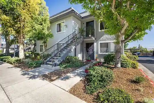 Riverwalk Landing Apartment Homes - Riverside, CA - Photo 20