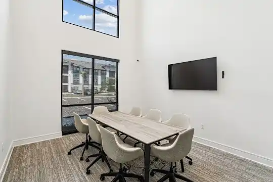 Tropia Luxury Apartments - Jacksonville, FL - Photo 17