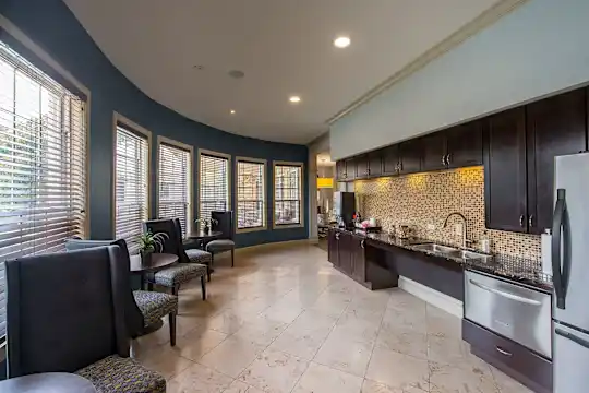 Grand Reserve - Dallas, TX - Photo 5