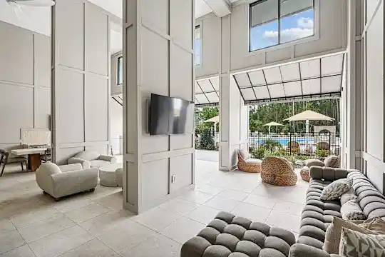 Tropia Luxury Apartments - Jacksonville, FL - Photo 22