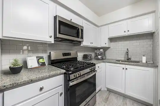 1201 N St Vrain Street - El Paso, TX - Photo 3