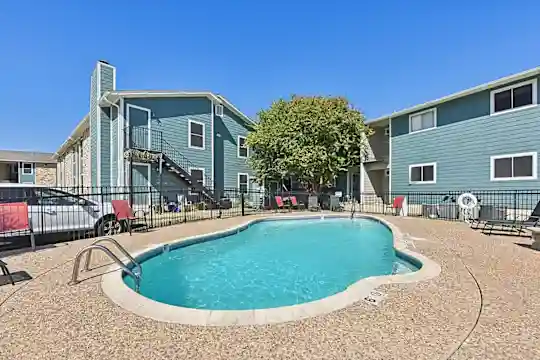 Park Plaza - Austin, TX - Photo 13