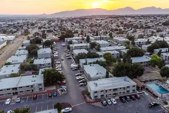 Cantera Apartments - El Paso, TX - Photo 32