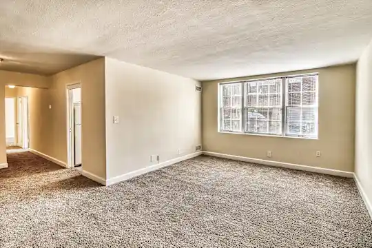 Shaker Collection - Cleveland, OH - Photo 13