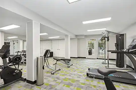 Parc at Creekside - Kansas City, MO - Photo 19