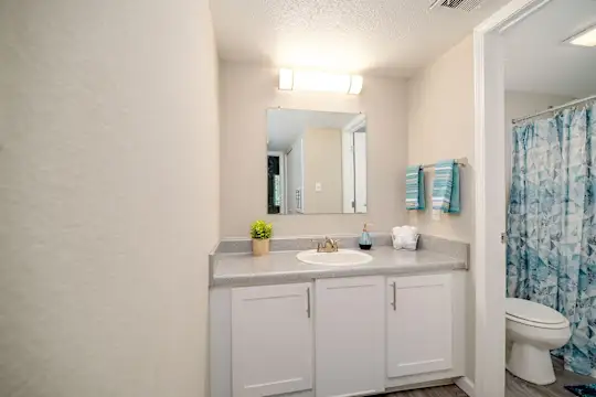 Villa Serena - Albuquerque, NM - Photo 9