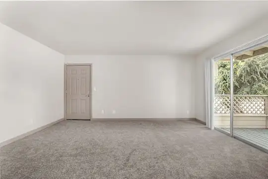 River Walk Apartments - Campbell, CA - Photo 18