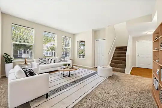 Tremont Pointe Apartments - Cleveland, OH - Photo 1