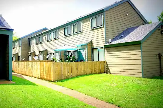 Birches Townhomes - Memphis, TN - Photo 9