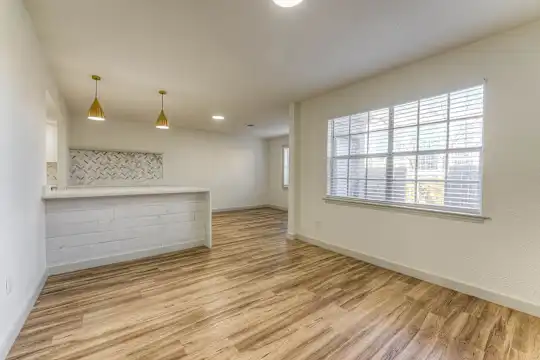 The Garden District Apartments - Germantown, TN - Photo 5