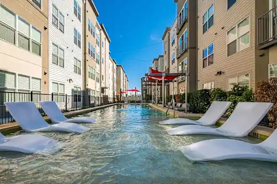 Belclaire - Dallas, TX - Photo 11