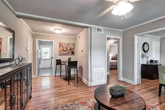 Georgian Woods - Memphis, TN - Photo 8