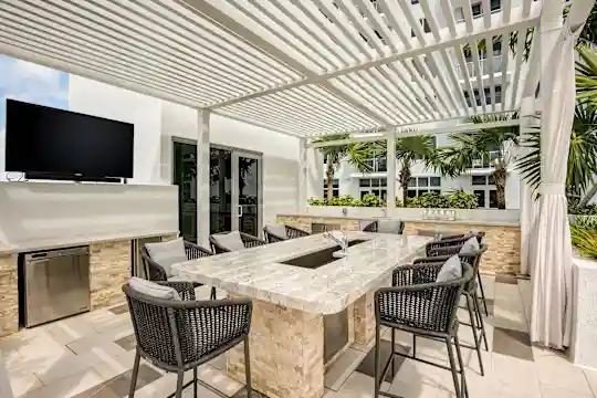 Laureat - Fort Lauderdale, FL - Photo 47